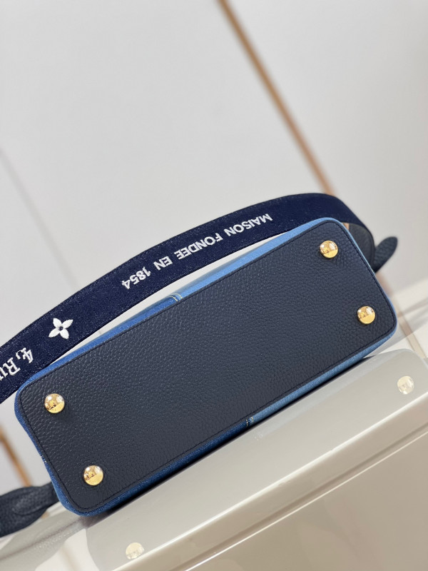 l0*is V*t0n capucines mm