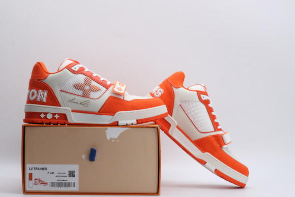 l0*is V*t0n trainer sneaker