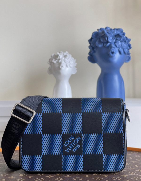 l0*is V*t0n studio messenger