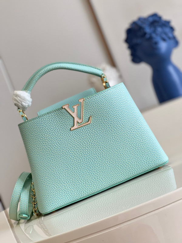 l0*is V*t0n capucines bb