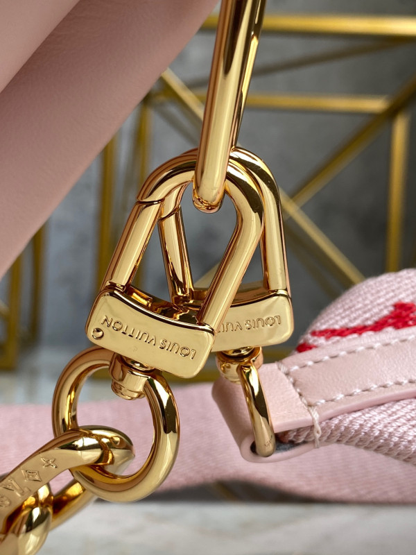 l0*is V*t0n limited edition -coussin pm