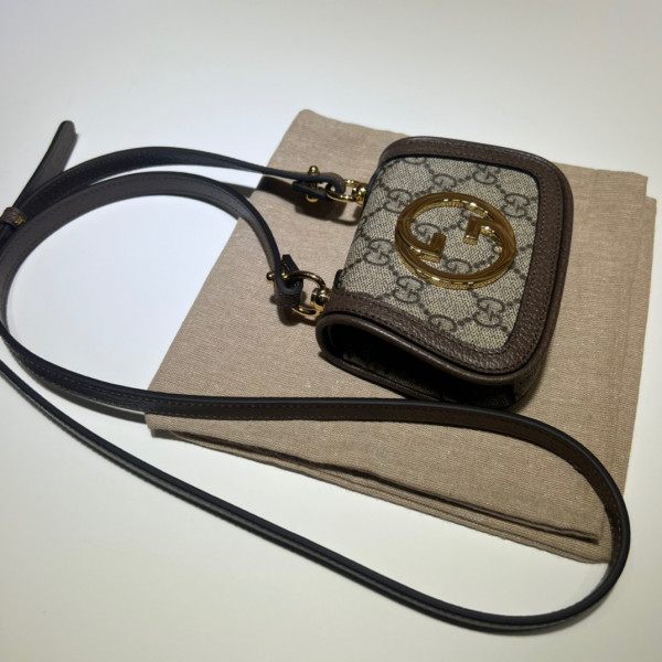 G*u*i blondie card case wallet