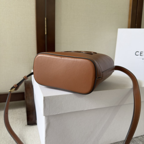 CELIN* MINI BUCKET CUIR TRIOMPHE