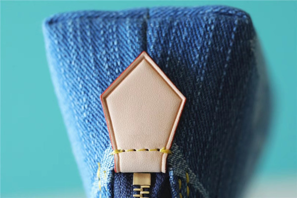 l0*is V*t0n pochette cosmétique pm