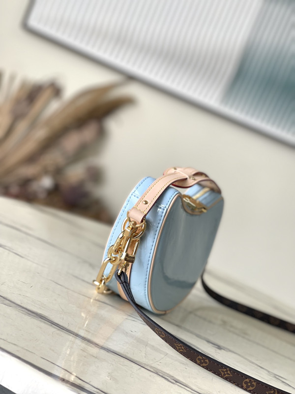 l0*is V*t0n croissant pm