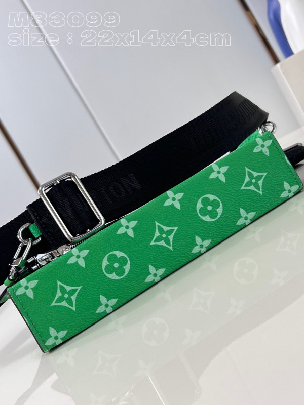 l0*is V*t0n gaston wearable wallet -22*14.5*4.5cm