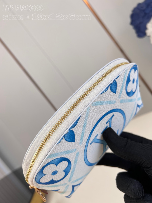 l0*is V*t0n pochette cosmétique pm