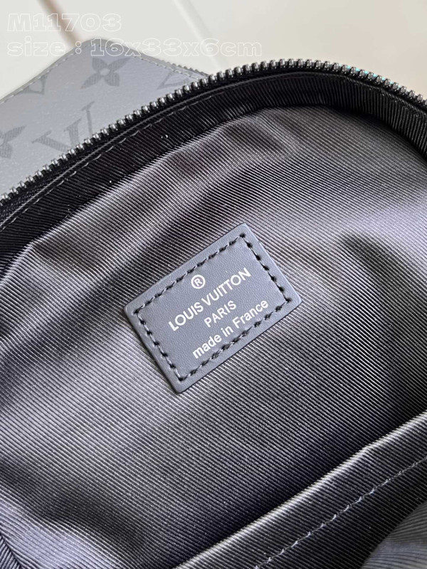 l0*is V*t0n avenue slingbag-16*33*5.7cm