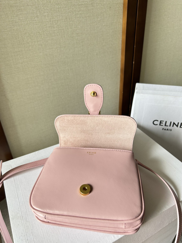Celin* MINI CHAIN CLAUDE