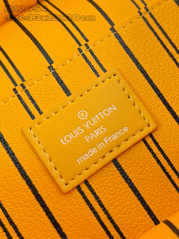 l0*is V*t0n nice mini