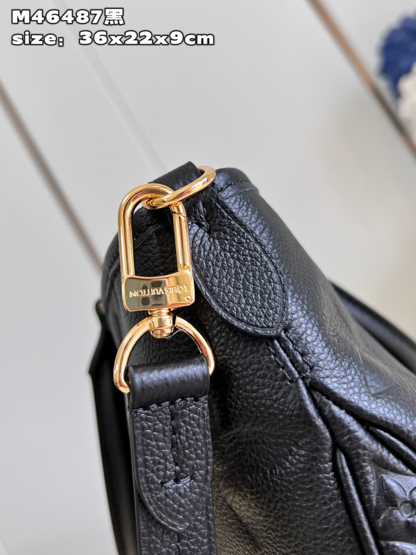 l0*is V*t0n trianon mm