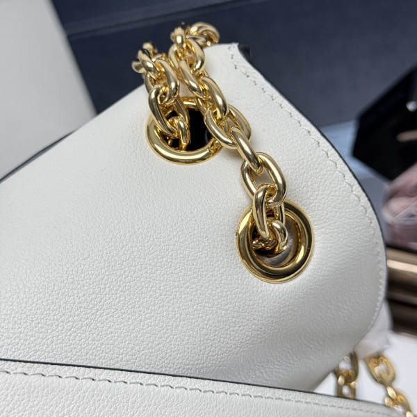 Pra*a doux medium leather shoulder bag-29*16*9.5cm