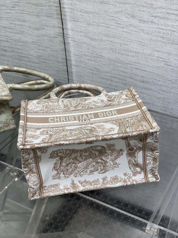 SMALL DIRO BOOK TOTE-26CM