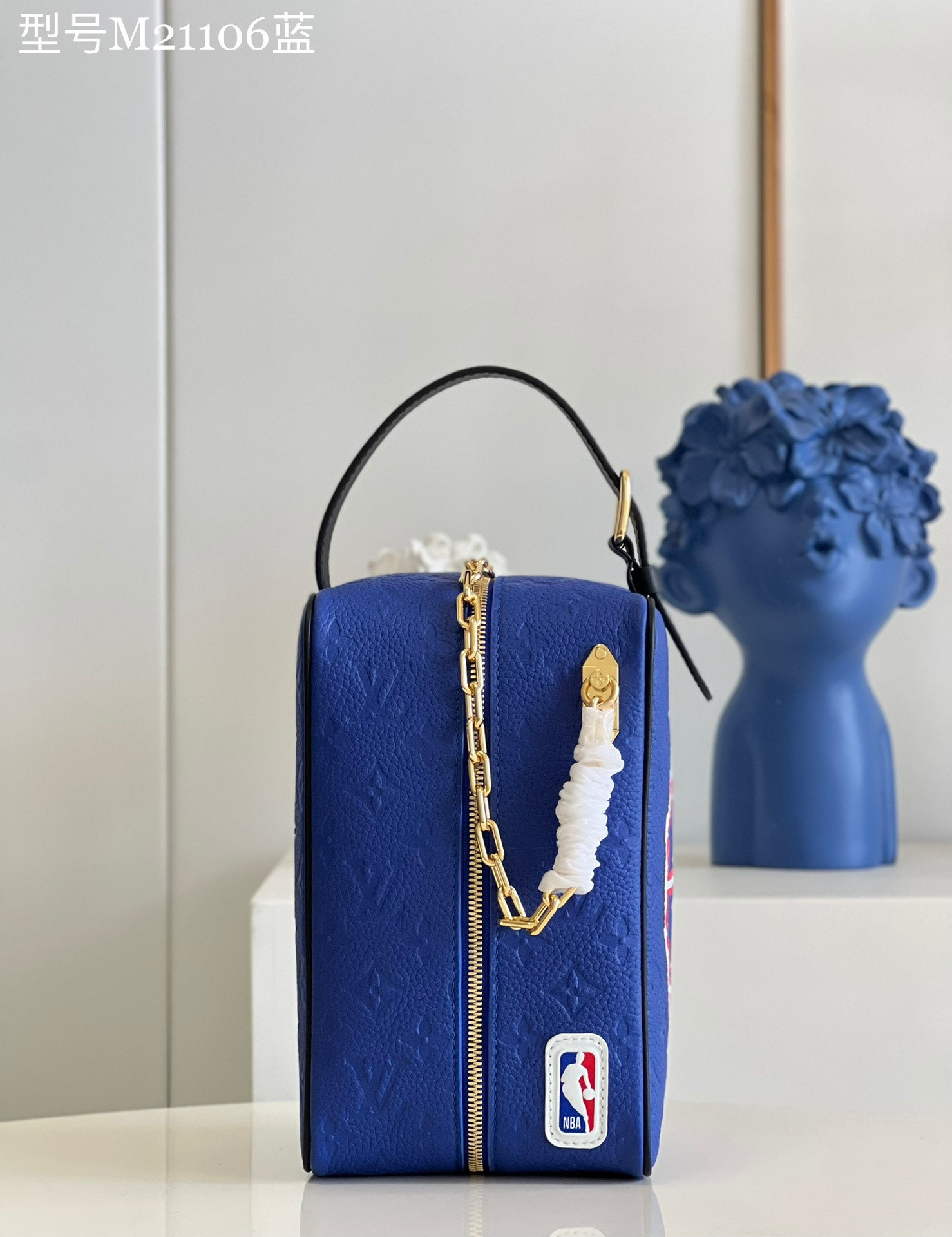 l0*is V*t0n dopp kit