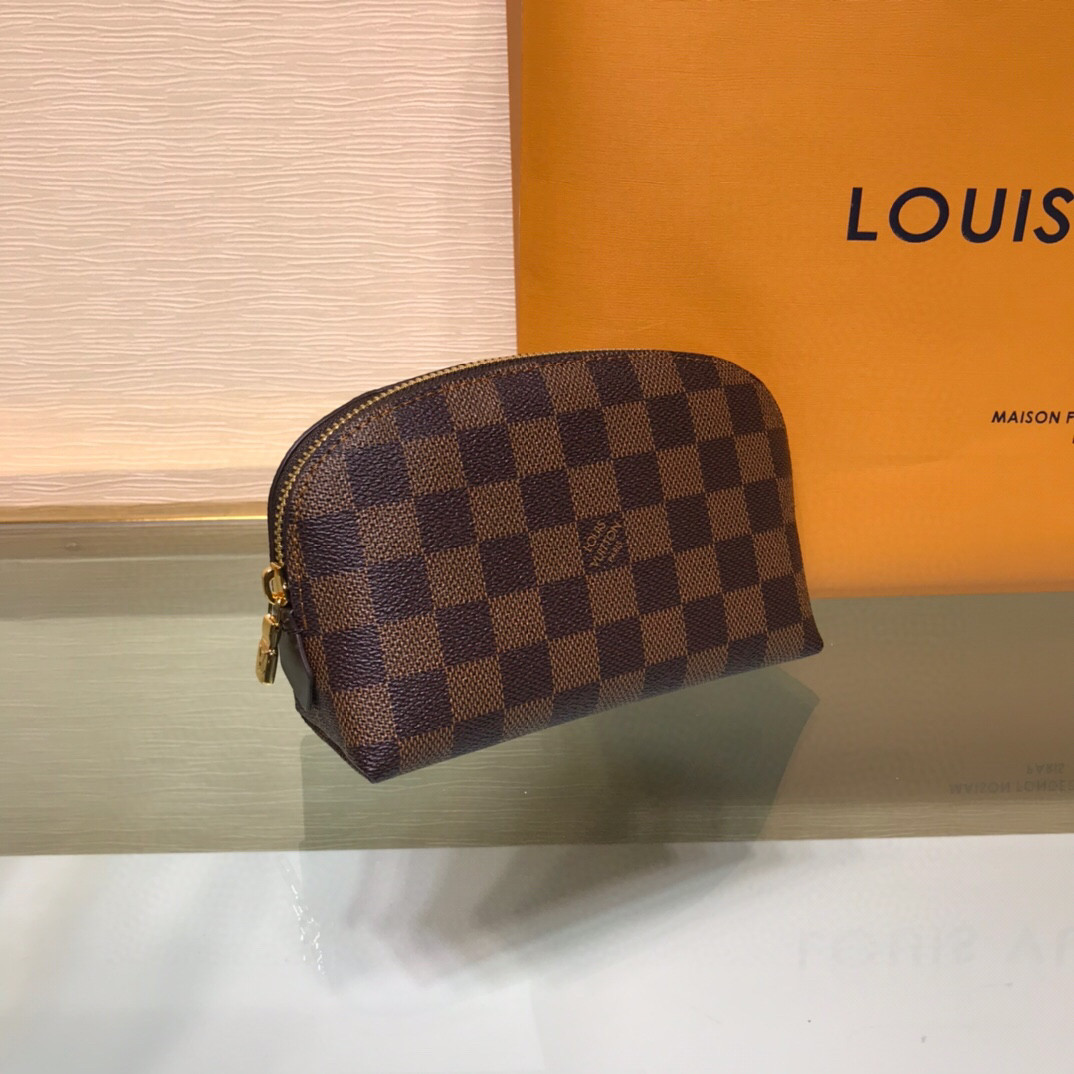 l0*is V*t0n cosmetic pouch pm-19*12*6cm