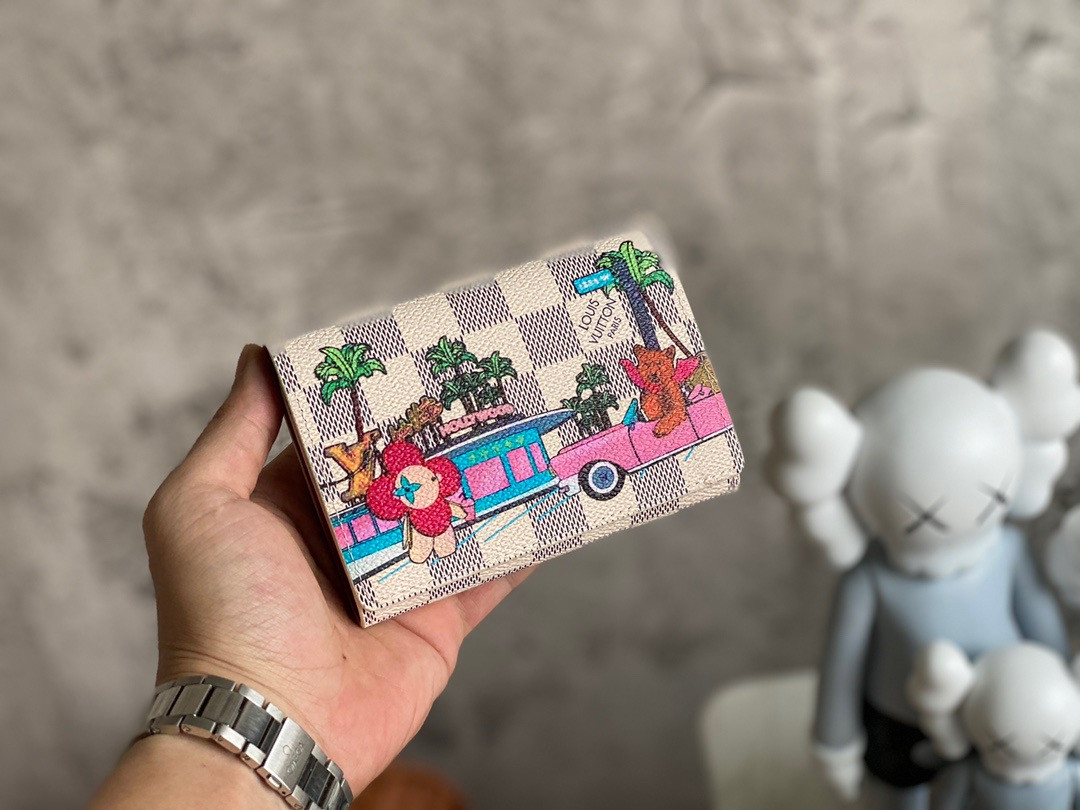 l0*is V*t0n victorine wallet