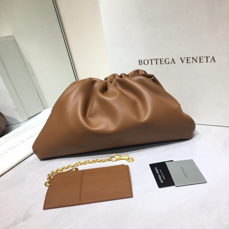 bo*te*ga Ve*ne*ta the pouch