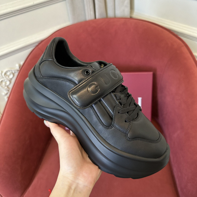 G*u*i men&women sneakers