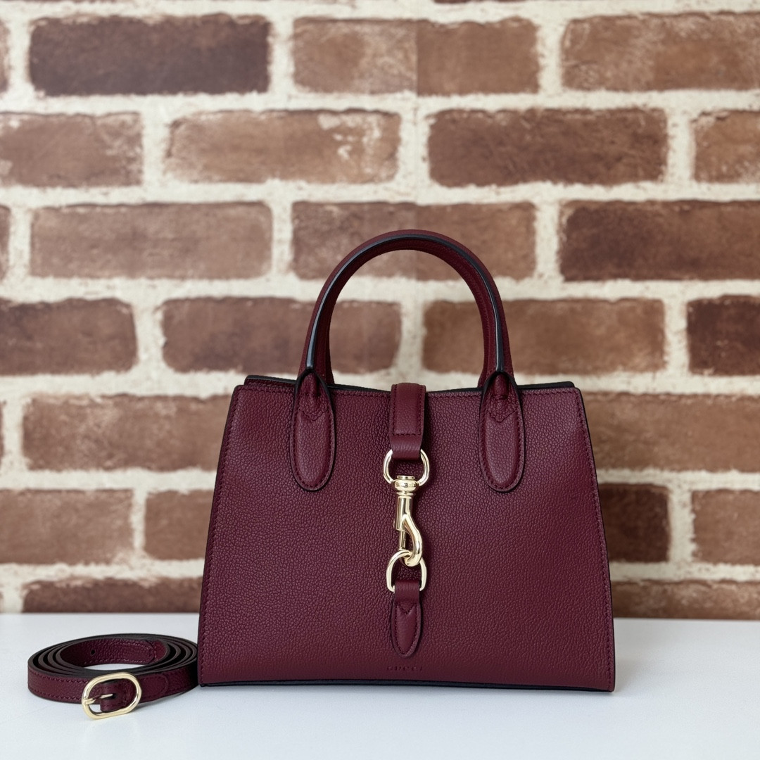 G*u*i small tote bag with hook closure